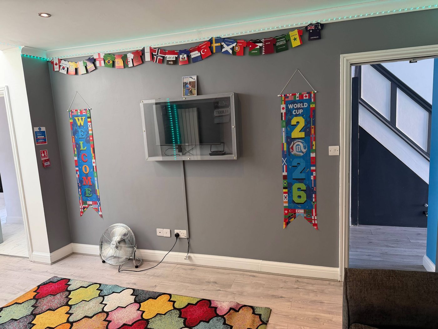Welcoming living area with rug at Bovingdon