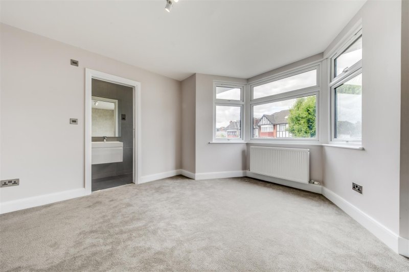 54355750_uaxhue9h2e2vvt1teh_yrg